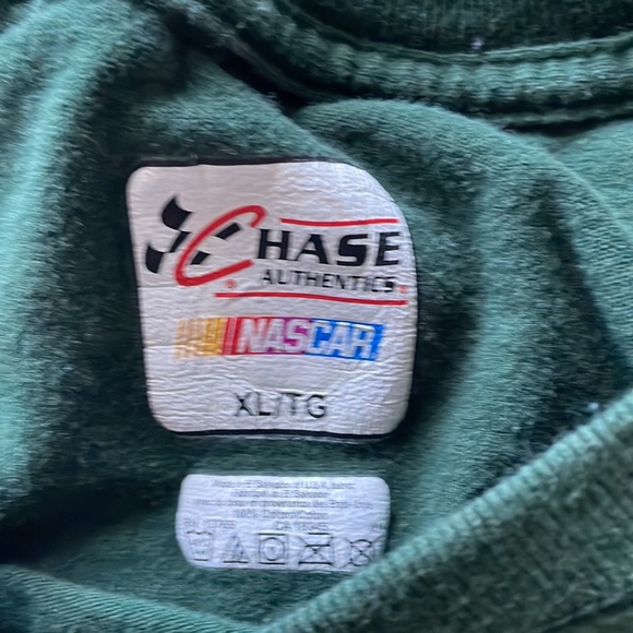 Chase Authentics Nascar Dale Earnhardt Jr. Graphic Tee - Picture 7 of 10